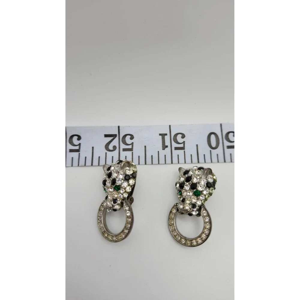 Kenneth Jay Lane Avon Leopard Clip Earrings Door Knocker Rhinestones VTG Jewelry - Picture 1 of 8